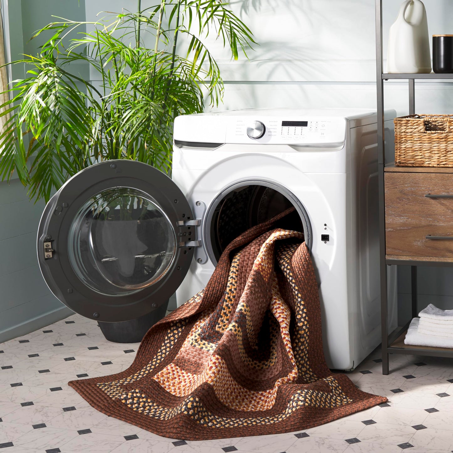 SAFAVIEH Braided Indoor/Outdoor Area Rug 5x8, Brown & Light Brown BRD313T