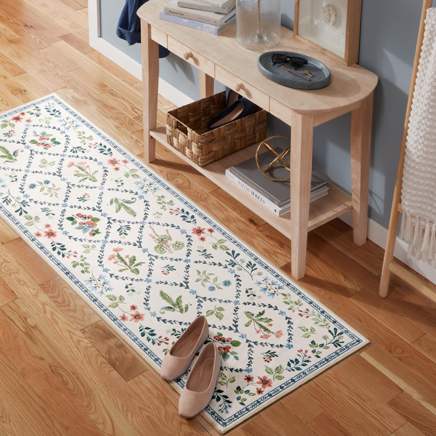 EVERWASH Haven Floral Trellis Machine Washable Area Rug with Airflo Technology for Easy Clean, Ultra-Soft Non-Slip Rug with Built-in Pad, Pet, Family & Allergy Friendly, Ivory, 2'6"x7'