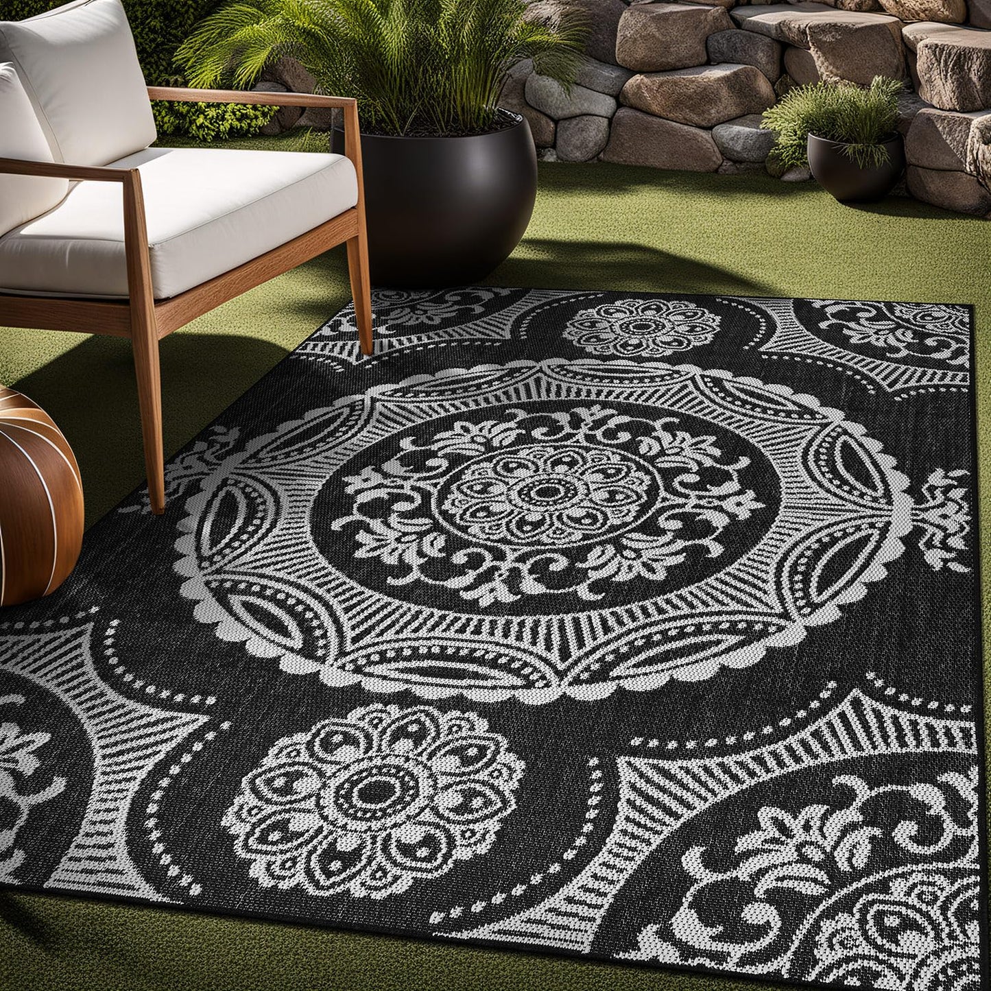Luul Home Medallion Outdoor Rug 8x10 Washable Outside Carpet for Indoor Patio Porch Waterproof Easy Cleaning Non Shedding Area Rugs Black 8 x 10