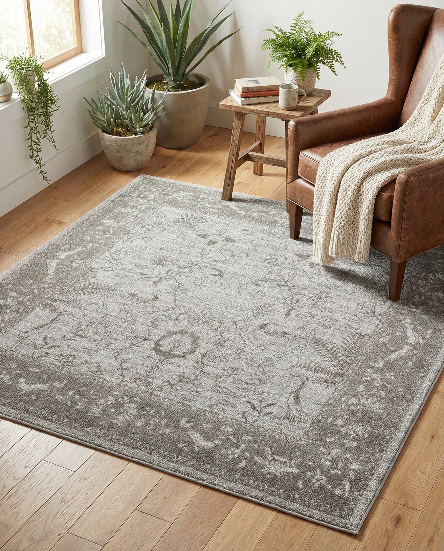 Rugs.com - Miranda Rug – 6 Ft Square Light Gray Easy-Clean Rug – Ideal for Living Rooms, Bedrooms, and Entryways