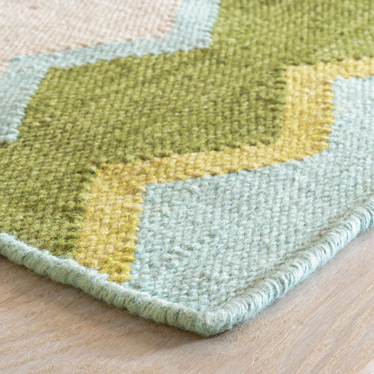Dash and Albert Safety Net Indoor/Outdoor Area Rug - 3' x 5' Green Geometric Handwoven Washable Accent Rug - Durable, Eco-Friendly, High Traffic Friendly