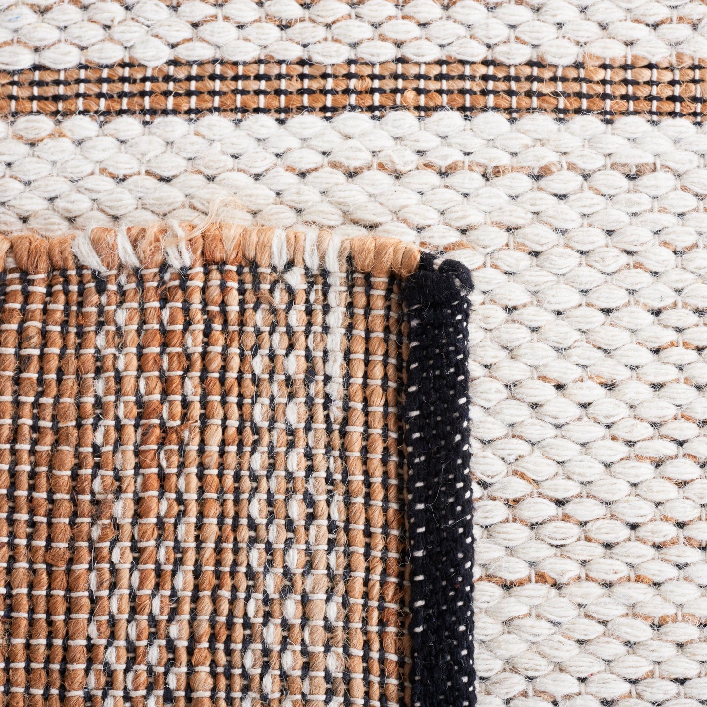 SAFAVIEH Natural Fiber Collection Area Rug - 5' x 8', Natural & Ivory, Handmade Farmhouse Jute Wool, Ideal for High Traffic Areas in Living Room, Bedroom (NF225A)