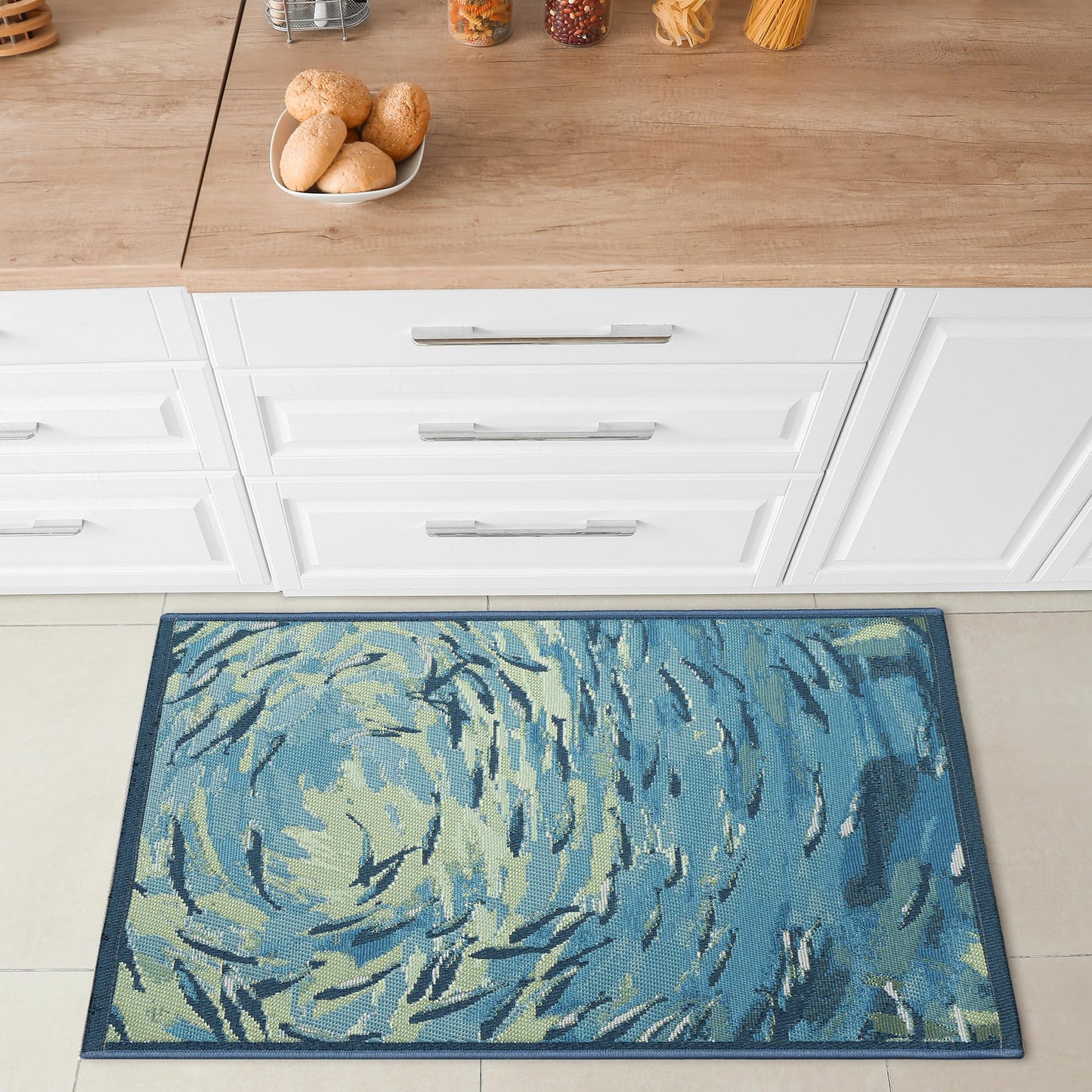 Liora Manne ESENCIA Indoor/Outdoor Power Loomed Latex Back Non Slip Mat - Transitional Graphic Coastal Fish Colorful (Fish to Go Blue Blue) (2' x 2'10")
