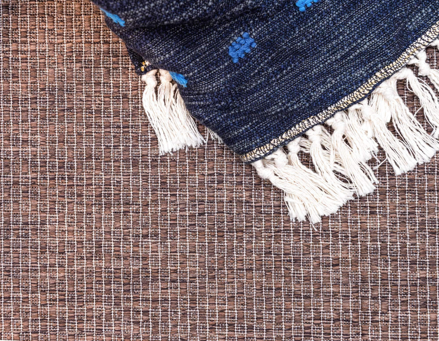 Unique Loom Outdoor Border Collection Area Rug - Soft Border (6' 1" x 9' Rectangle, Brown/ Ivory)