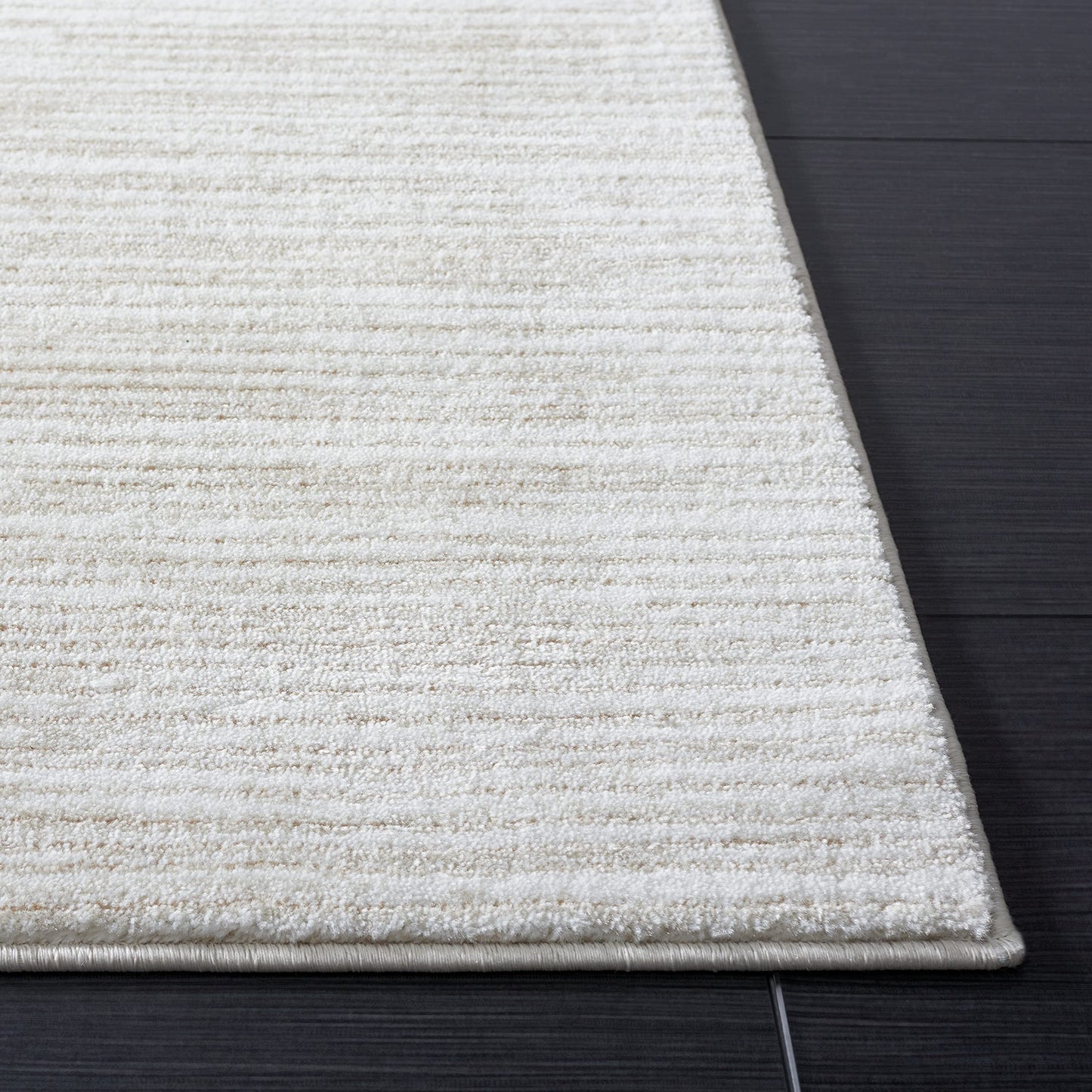 SAFAVIEH Area Rug 4x6 - Vision Collection - Ivory, Modern Ombre Design, Non-Shedding & Easy to Clean, Ideal for Living Room, Bedroom, Dining Space (VSN606J)