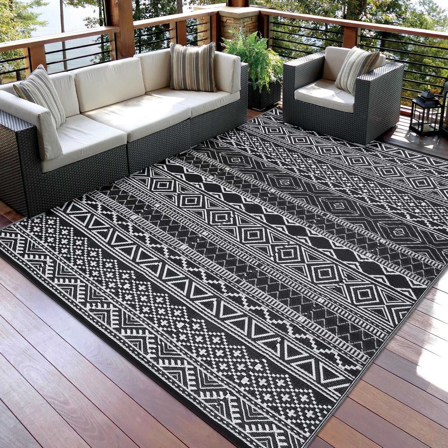 GAOMON Outdoor Plastic Straw Rug, 10'x14' Reversible Sage Green Patio Mat, Flower Modern Design for RV, Backyard, Deck, Camping, Picnic, Black/White(Bohemia)