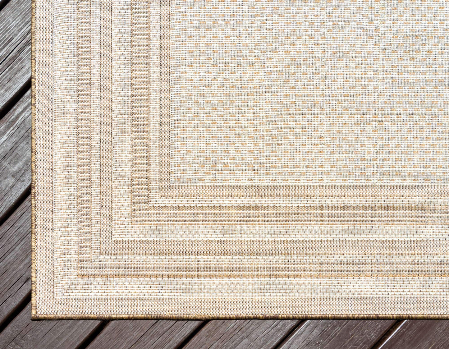 Unique Loom Outdoor Border Collection Area Rug - Multi Border (4' 1" x 6' 1" Rectangle, Tan/ Light Brown)