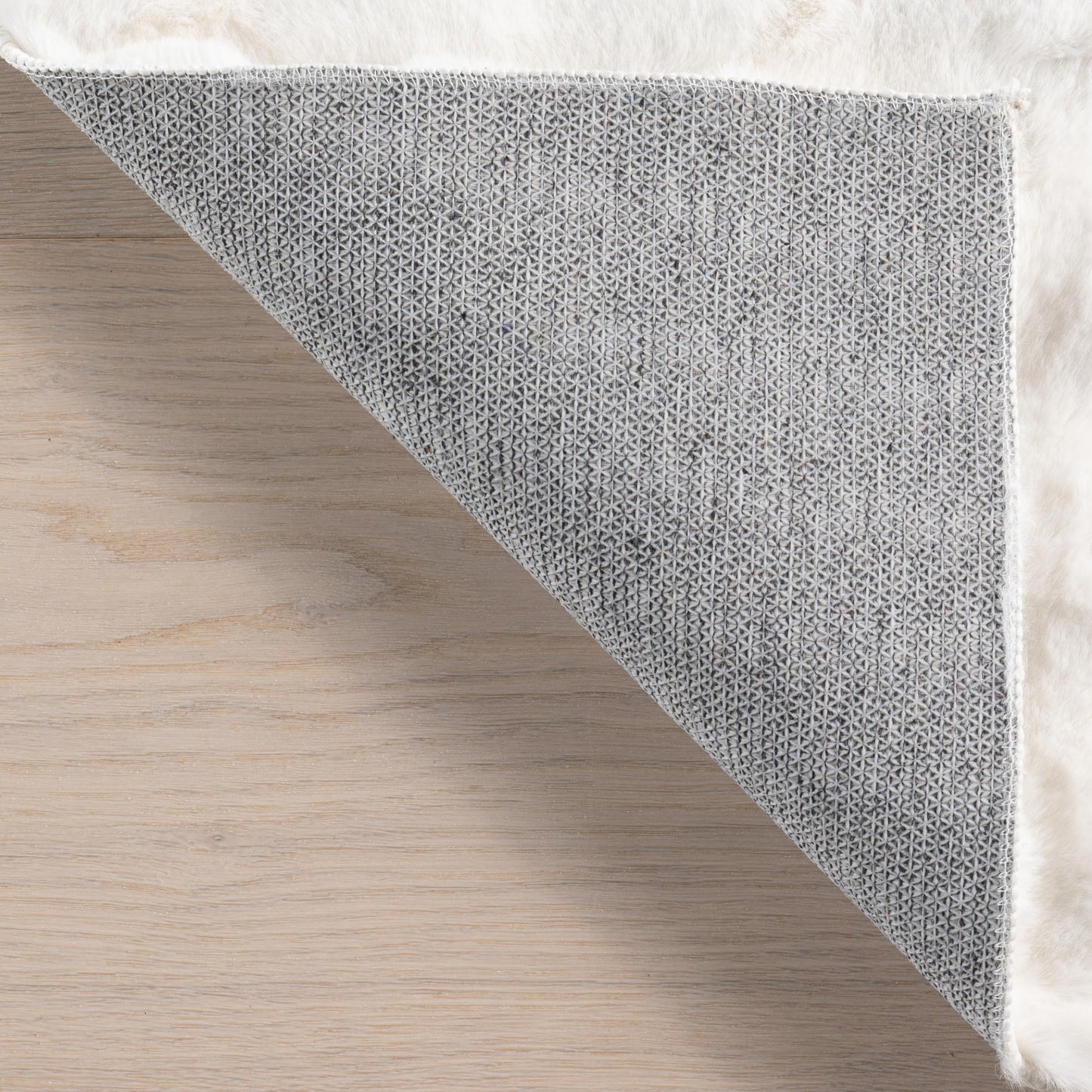 nuLOOM 5' x 8' Cozy Plush SuperiorWash Area Rug, Machine Washable, Non-Slip, Soft Fluffy Shag Carpet for Living Room Bedroom Kids Room Nursery Home Decor, Jeni White