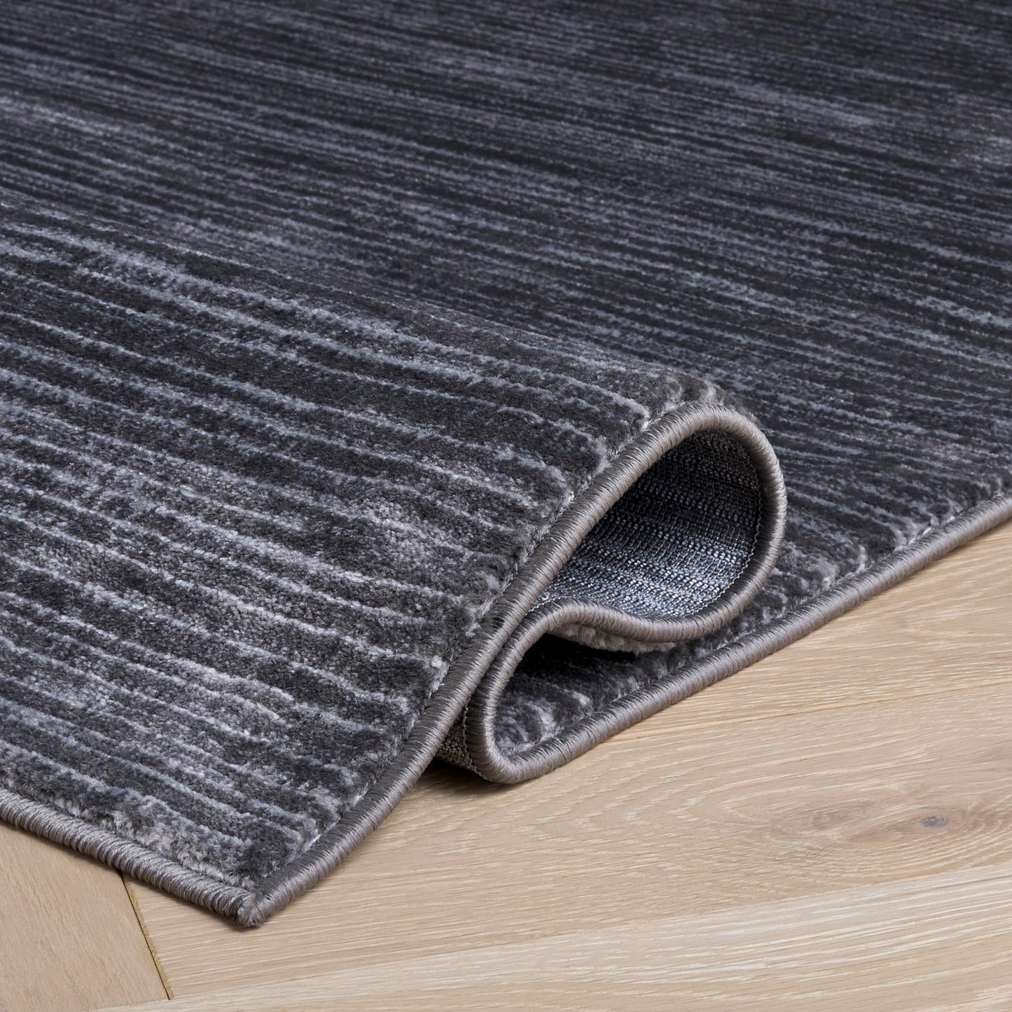 SAFAVIEH Vision Collection Area Rug - 4' Square, Grey, Modern Ombre Design, Non-Shedding & Easy to Clean, Ideal for Living Room, Bedroom, Dining Space (VSN606D)