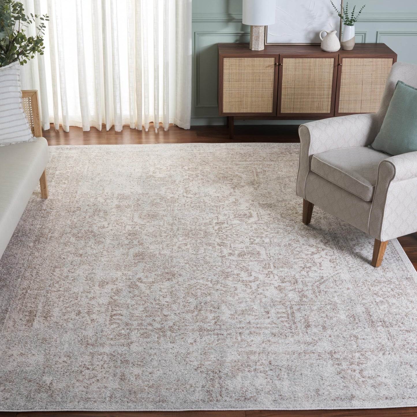 SAFAVIEH Evoke Collection Area Rug - 6'7" Square, Ivory & Taupe, Distressed Design, Non-Shedding & Easy to Clean, Ideal for Living Room, Bedroom, Dining Space (EVK256E)