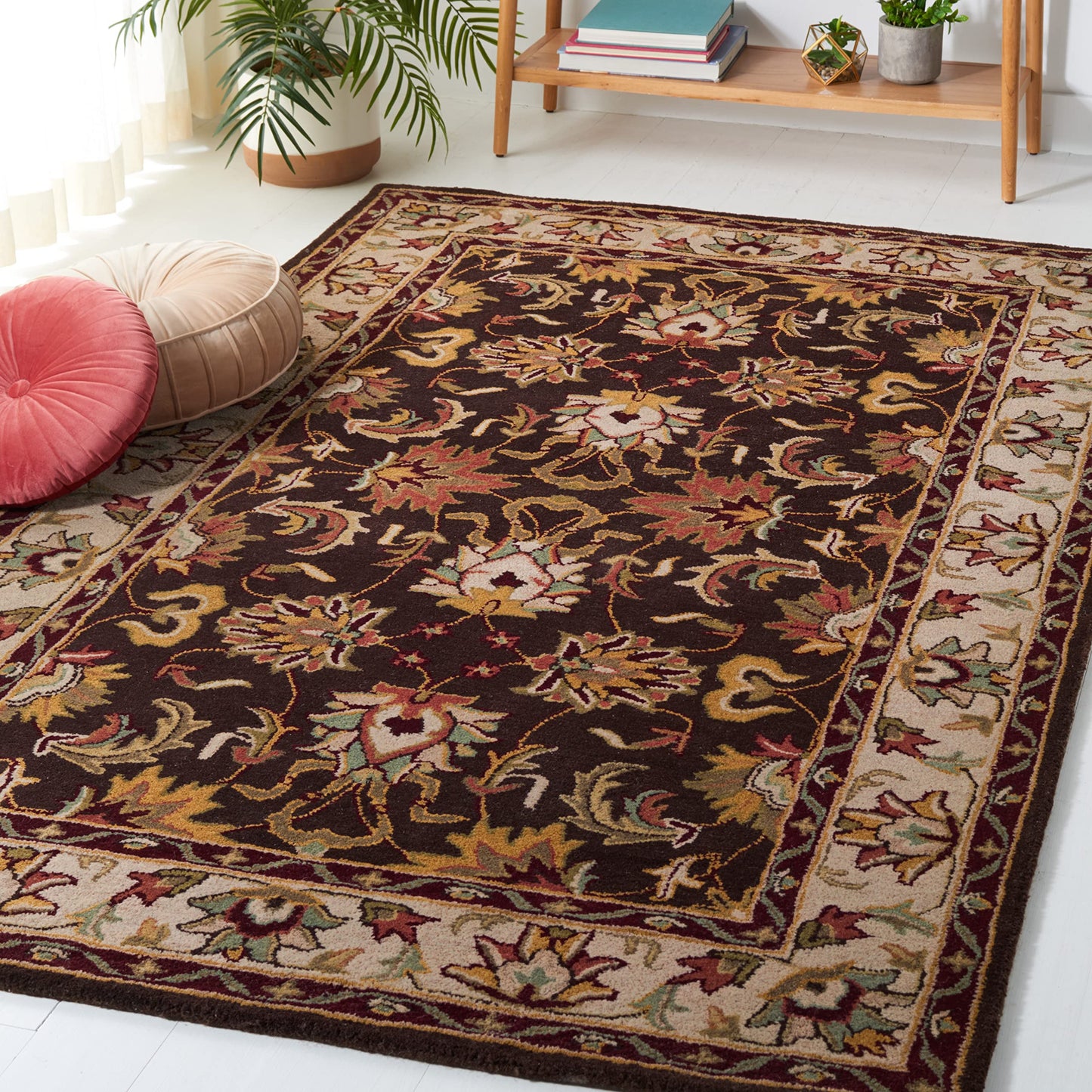 SAFAVIEH Heritage Collection Area Rug - 7'6" x 9'6", Brown & Beige, Handmade Traditional Oriental Wool, Ideal for High Traffic Areas in Living Room, Bedroom (HG818A)
