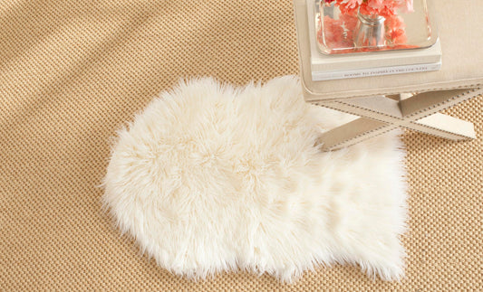 SAFAVIEH Faux Sheep Skin Collection 2' x 3' Ivory FSS115A Silken Glam 2.35-inch Thick Accent Rug