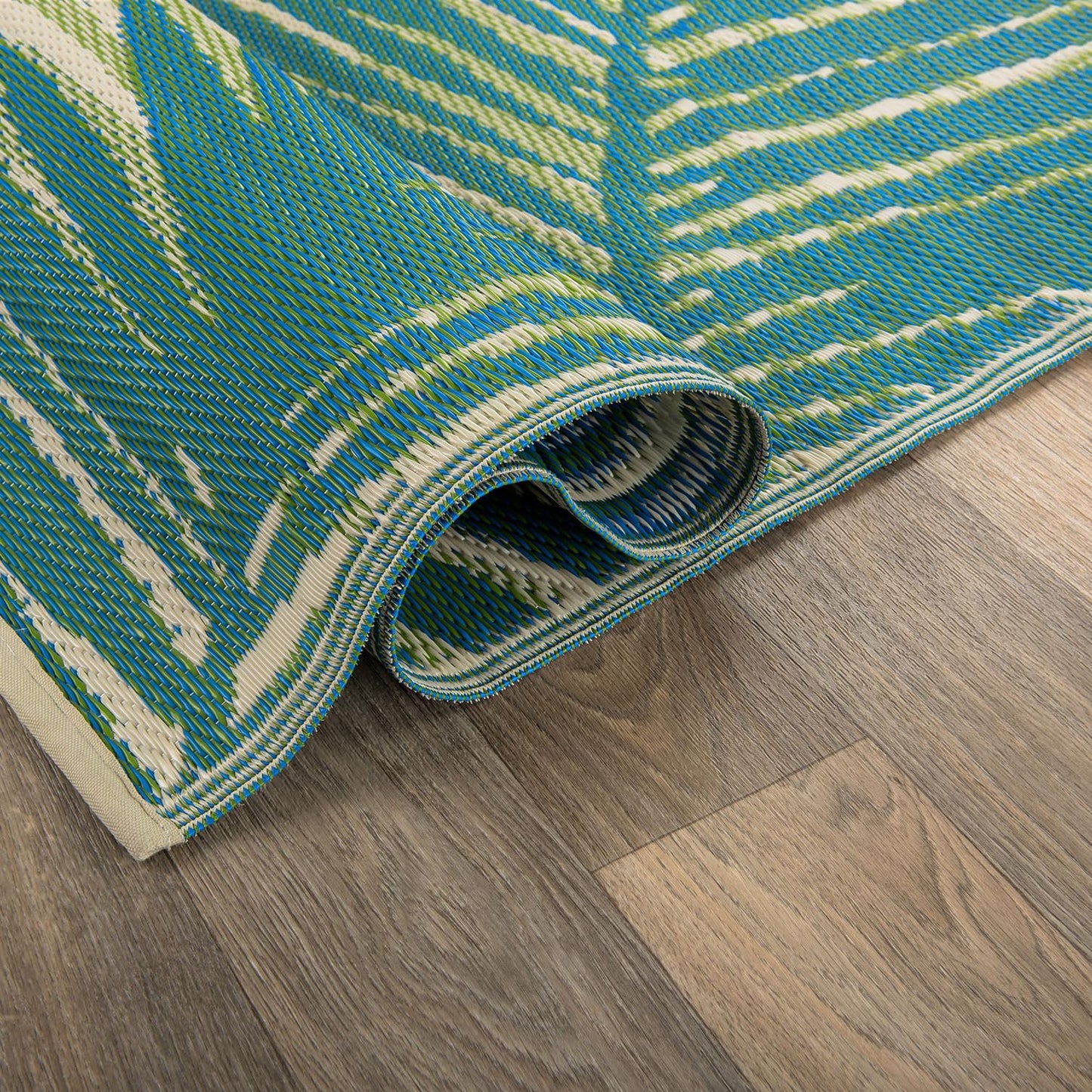 Rugshop Tropical Floral Reversible Crease-Free Waterproof Premium Recycled Plastic Outdoor Rugs for Patio,Backyard,RV,Deck,Picnic,Trailer,Beach,Camping Green 5' x 7'