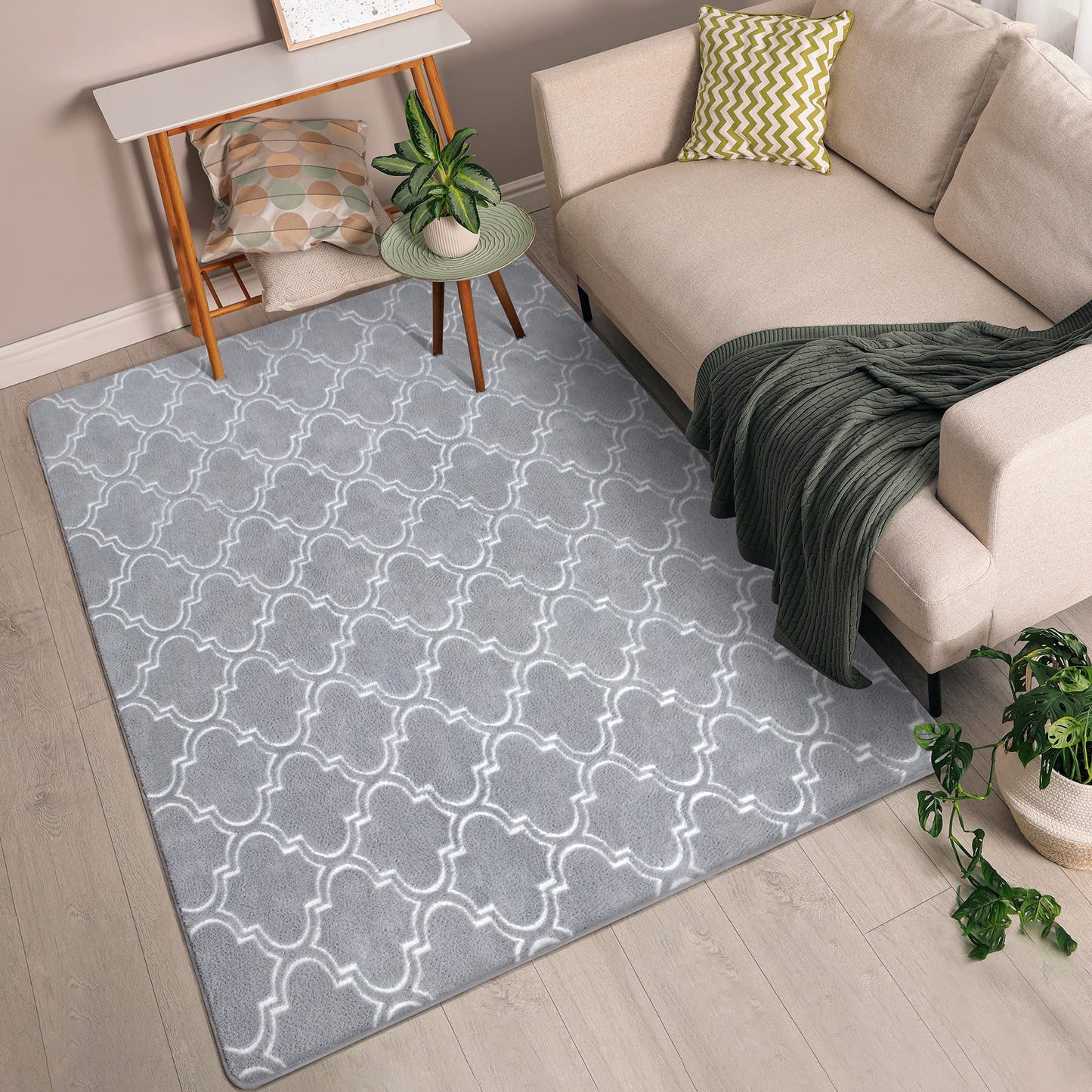 Chicrug Shag Geometric Modern Area Rug for Bedroom, 3x5 Feet Memory Foam Indoor Carpet, Fluffy Rug for Living Room Bedside Room Decor for Family Girls Kids Nursery Play Mat, Grey/White