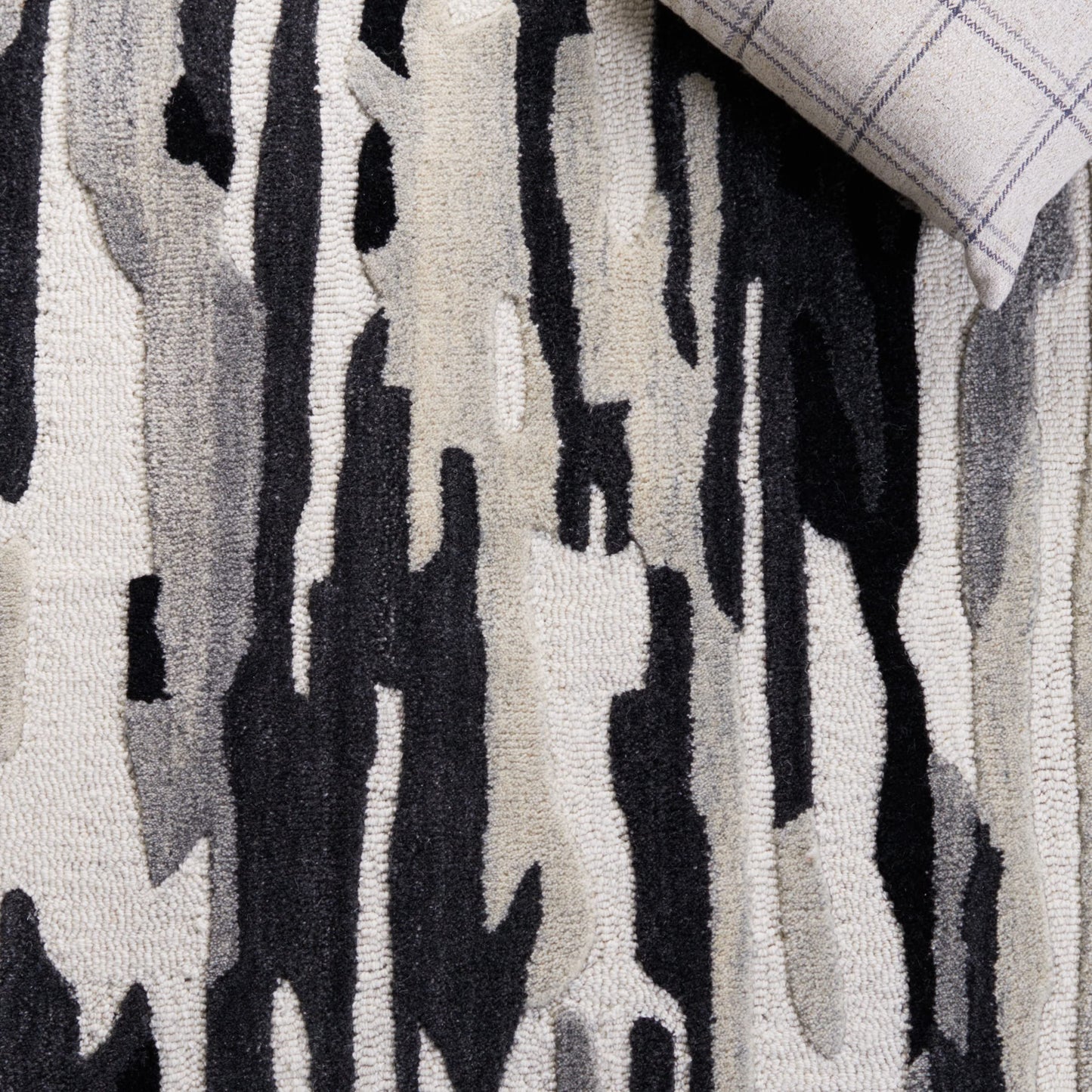 SAFAVIEH Rodeo Drive Collection Area Rug - 9' x 12', Ivory & Black, Handmade Mid-Century Modern Abstract Wool, Ideal for High Traffic Areas in Living Room, Bedroom (RD858Z)