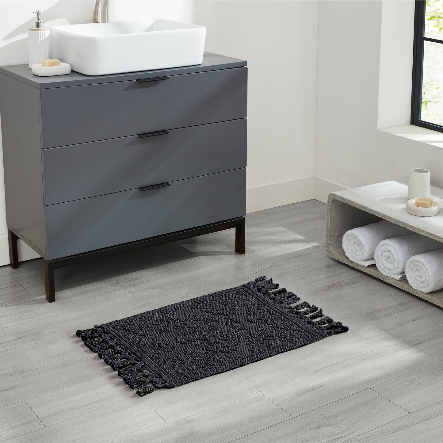 Jean Pierre - Ricardo Bath Mat, Woven Fringe Bathroom Rugs, 100% Cotton, Premium Bathroom Decor - Measures 17" x 31" - Black
