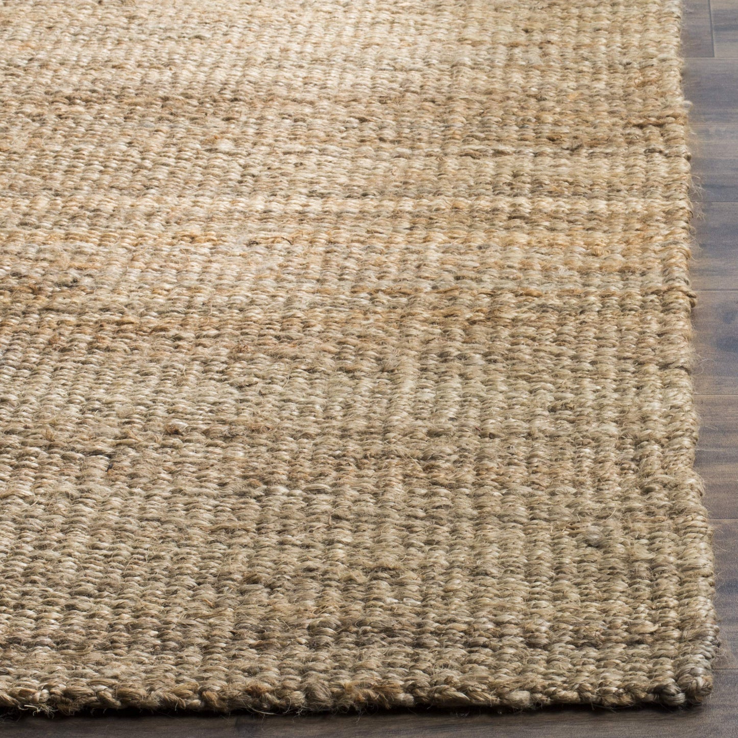 SAFAVIEH Natural Fiber Collection Accent Rug - 4' x 6', Natural, Handmade Farmhouse Jute, Ideal for High Traffic Areas in Entryway, Living Room, Bedroom (NF732A)