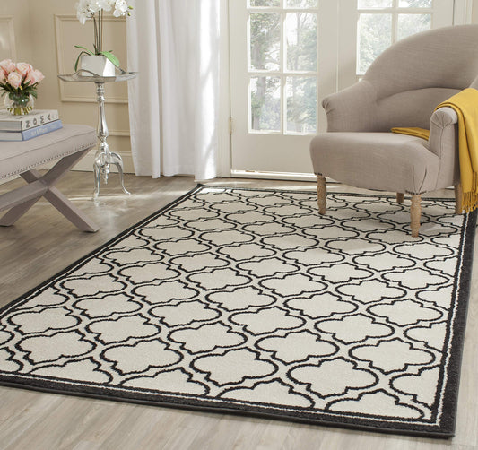 SAFAVIEH Amherst Collection Area Rug - 5'3" x 8', Ivory & Anthracite, Moroccan Geometric Design, Non-Shedding & Easy Care, Ideal for High Traffic Areas in Living Room, Bedroom (AMT412D)