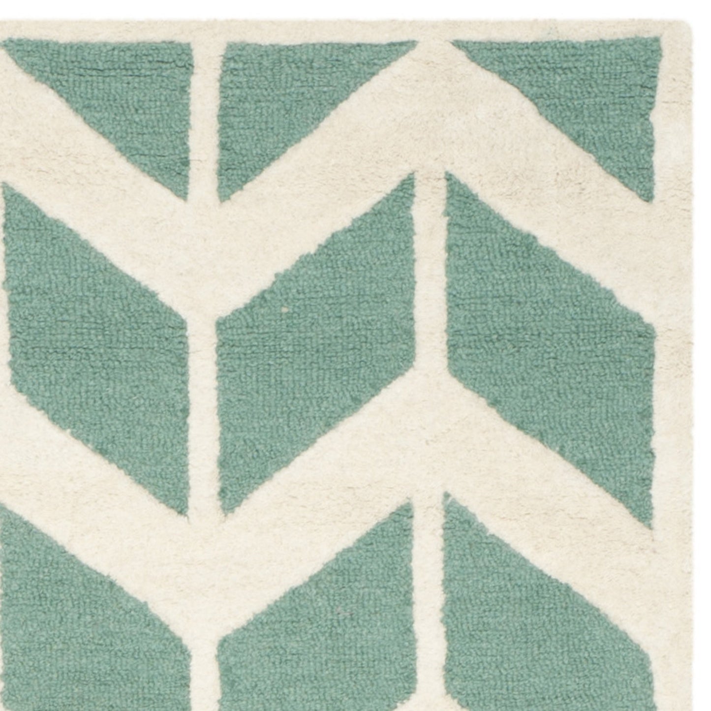 SAFAVIEH Cambridge Collection Area Rug - 6' x 9', Teal & Ivory, Handmade Chevron Wool, Ideal for High Traffic Areas in Living Room, Bedroom (CAM718T)