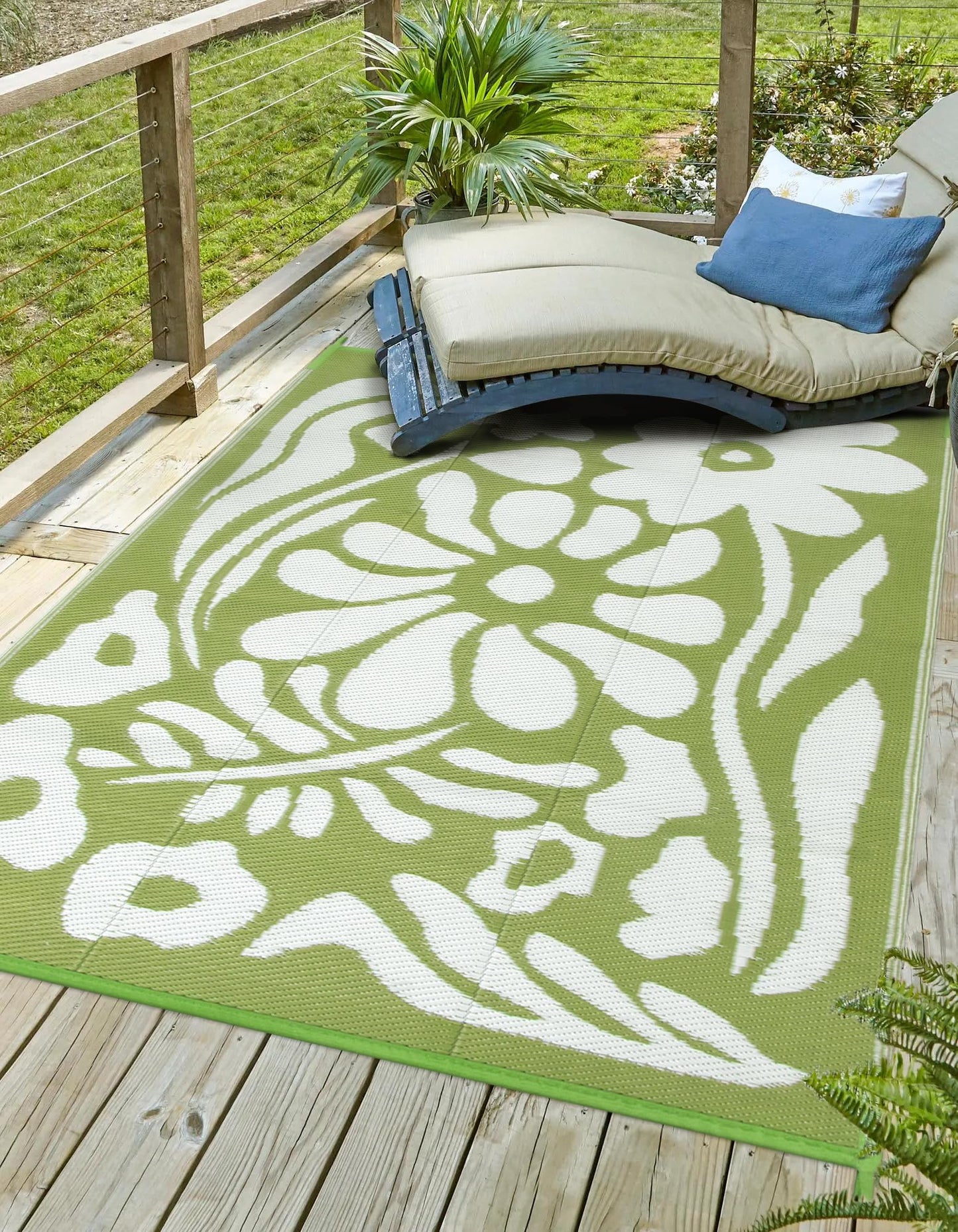 Uphome Outdoor Plastic Straw Mats 6x9 ft, Reversible Waterproof Outdoor Rug Carpet, Green Floral Patio Rug, RV Camping Rug for Outside, Indoor Outdoor Area Rug for Backyard Deck Balcony Picnic, 6'x9'