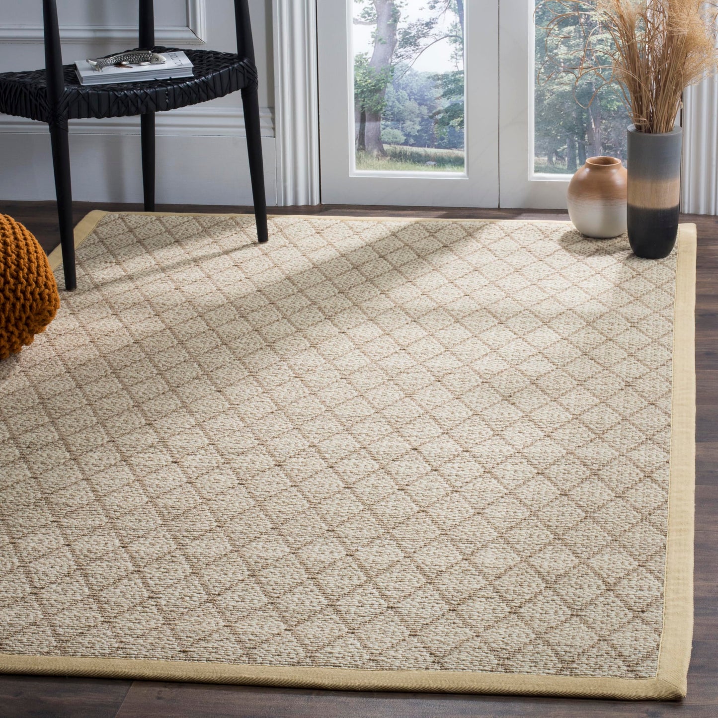 SAFAVIEH Natural Fiber Collection Accent Rug - 4' x 6', Natural, Handmade Jute, Ideal for High Traffic Areas in Entryway, Living Room, Bedroom (NF460A)