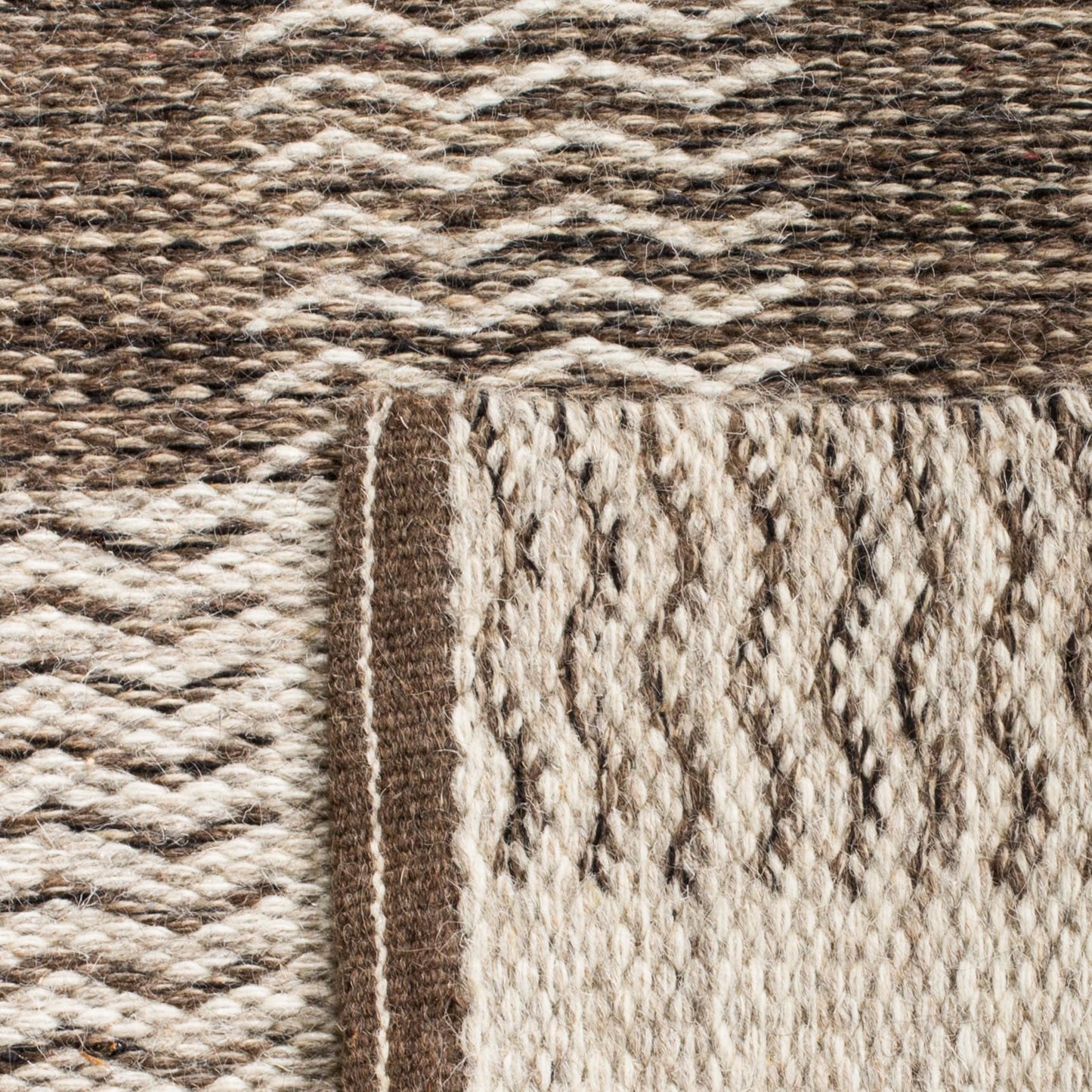 SAFAVIEH Kilim Collection Area Rug - 6' x 9', Light Grey & Brown, Flat Weave Wool Design, Ideal for The Living Room, Dining Room, Bedroom (KLM351A-6)