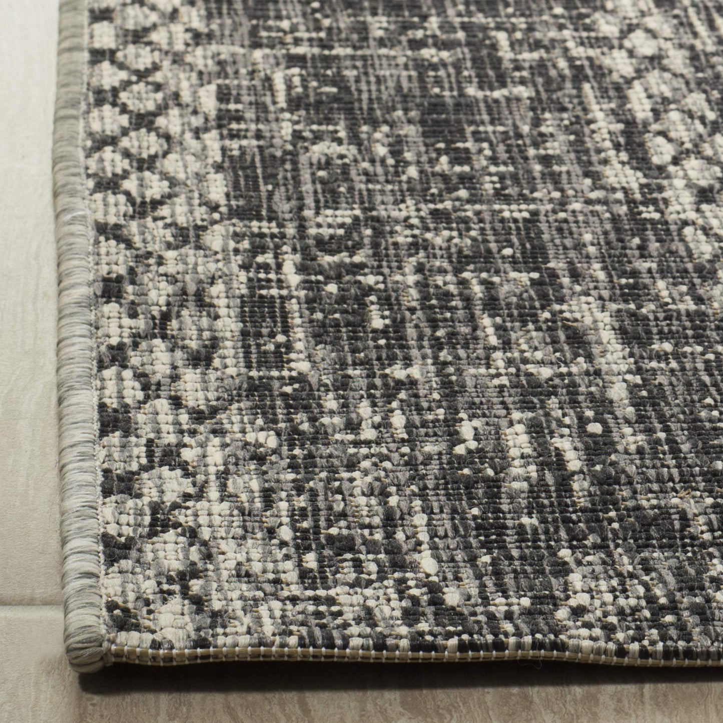 SAFAVIEH Washable Rug Outdoor Courtyard Collection - 2'3" x 6'7" Runner, Light Grey & Black, Non-Shedding & Easy Cleaning, Ideal for Patio, Entryway, Mudroom, Hallway, Kitchen (CY8736-37612)