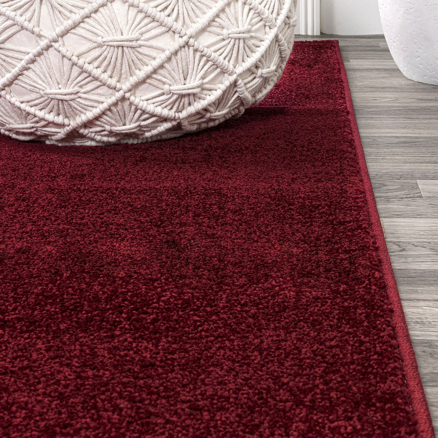 JONATHAN Y Haze Solid Low-Pile Dark Red 3x5 Oval Indoor Area Rug, Coastal,Bohemian,Minimalist,Classic, Easy-Cleaning for Living Room,Bedroom,Kitchen,Pet Friendly,Non-Shedding (SEU100Q-3OV)