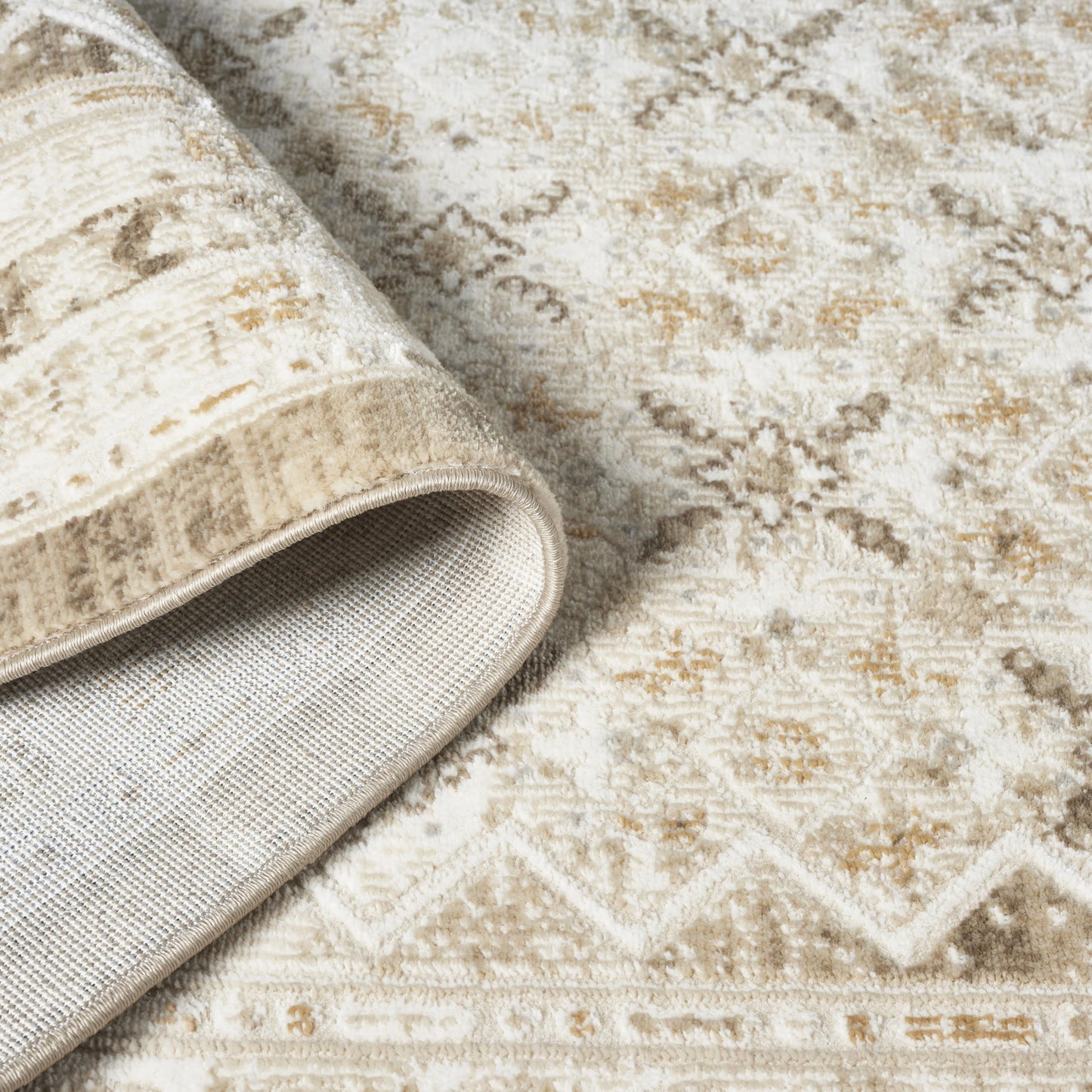 Nicole Miller NEW YORK Mirella Distressed Border Indoor Area Rug, Soft Textured Rug, Ivory/Beige, 5'2"x7'2"