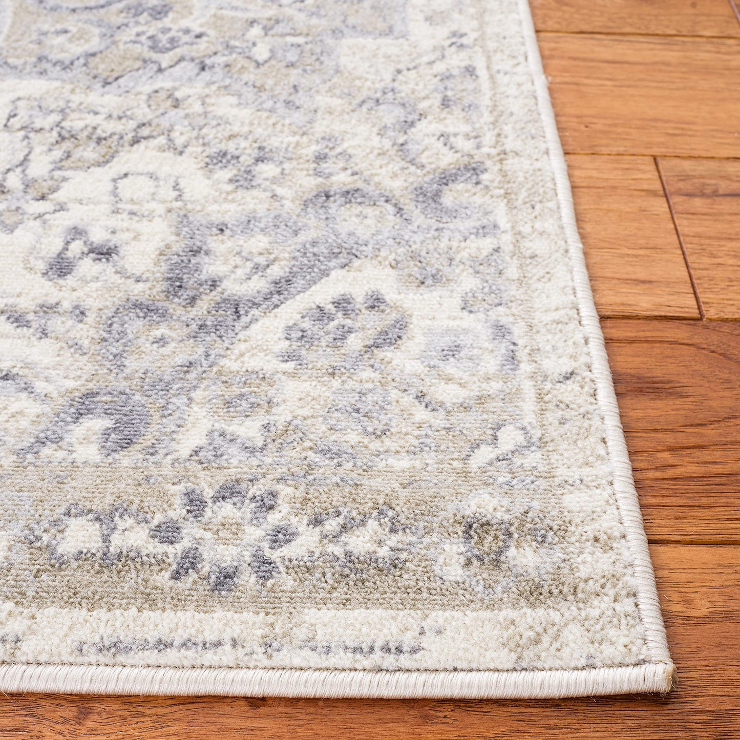 SAFAVIEH Brentwood Collection Area Rug - 6'7" Square, Ivory & Beige, Medallion Distressed Design, Non-Shedding & Easy Care, Ideal for High Traffic Areas in Living Room, Bedroom (BNT802B)