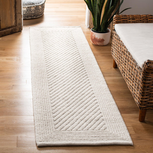 Safavieh Natura Collection Runner Rug - 2'3" x 8', Ivory, Handmade Wool, Ideal for High Traffic Areas in Living Room, Bedroom (NAT450A)