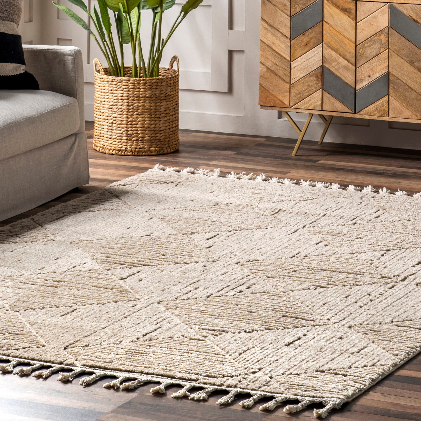 Nuloom Kerry Beige, 7'10" x 10', Geometric, Soft and Cozy, High Traffic, Stain Resistant, Easy Clean, Durable Area Rug for Bedroom, Living Room, Dining Space, Den, Foyer, Entryway