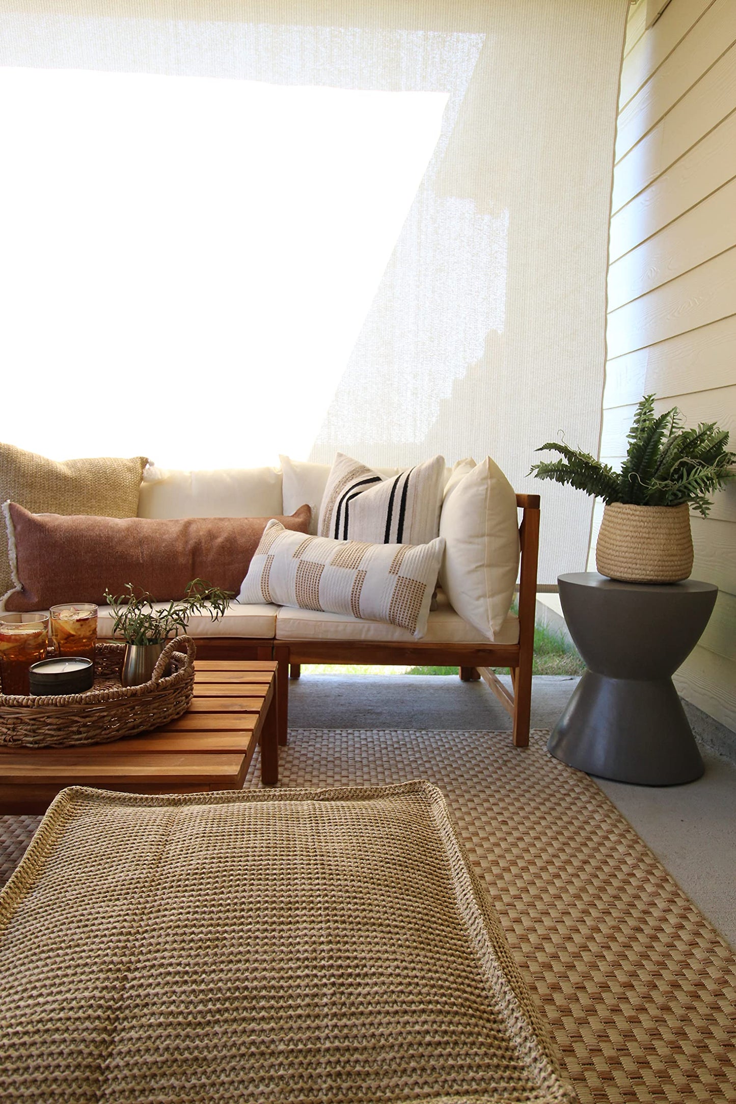 SAFAVIEH Washable Rug Outdoor Courtyard Collection - 6'7" x 9'6", Natural & Cream, Non-Shedding & Easy Cleaning, Ideal for Patio, Backyard, Mudroom (CY8653-03021)
