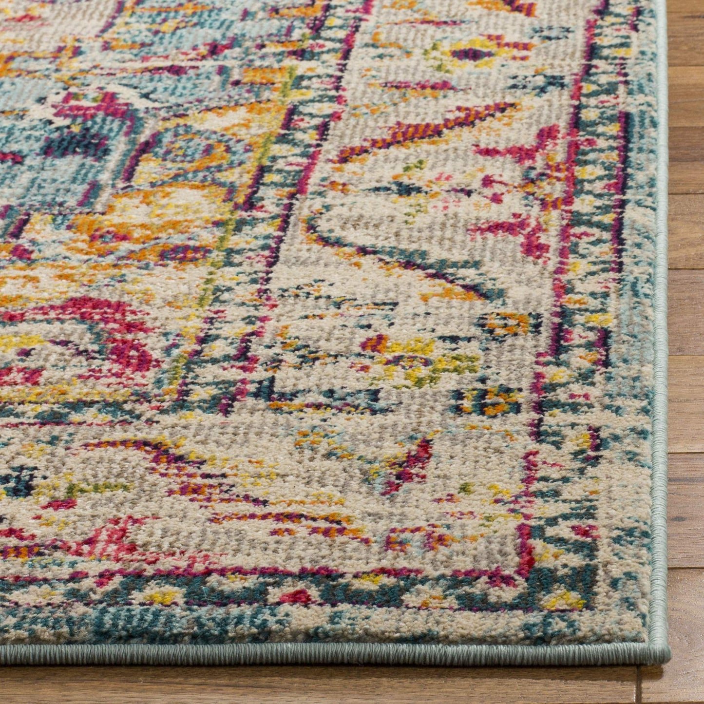 SAFAVIEH Phoenix Collection Area Rug - 5'1" x 7'6", Turquoise & Beige, Boho Chic Oriental Medallion Design, Non-Shedding & Easy Care, Ideal for High Traffic Areas in Living Room, Bedroom (PHX153K)