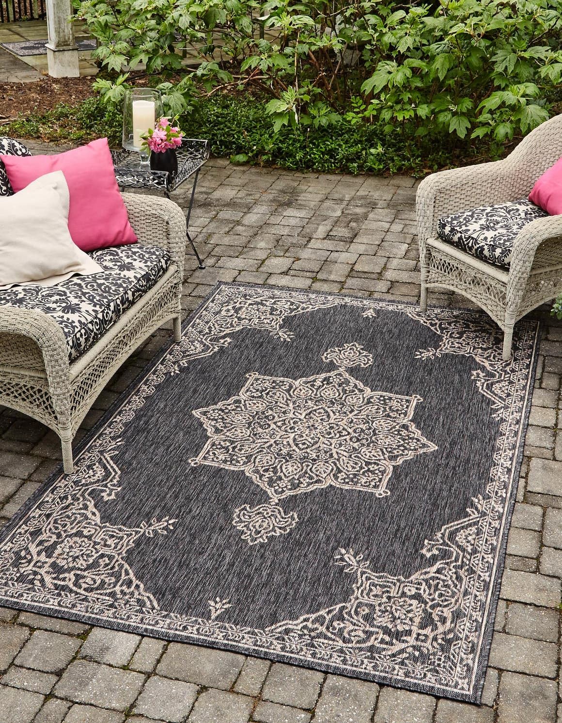 Unique Loom Outdoor Traditional Collection Area Rug - Antique (2' x 3' 1" Rectangle Charcoal Gray/Natural)