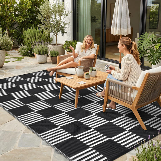 Garvee Waterproof Outdoor Rug 5x8, Checkered Foldable Plastic Straw Patio Camping Rug, Outdoor RV Carpet for Deck Camper Porch Balcony Backyard Picnic Beach Black and White