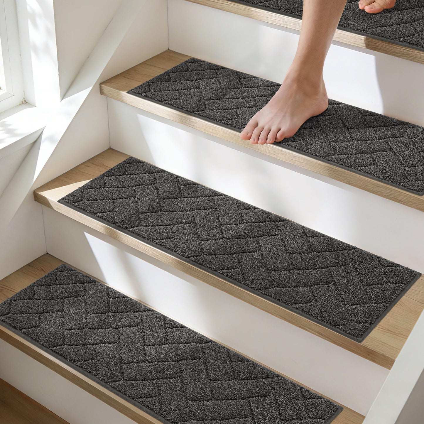 BEQHAUSE Edging Stair Treads for Wooden Steps 9" x 28", Non Slip Carpet Stair Treads Indoor Stair Runners, Soft Stair Rugs, Machine Washable, 100% Polyester, TPE Backing, 15pcs, Charcoal