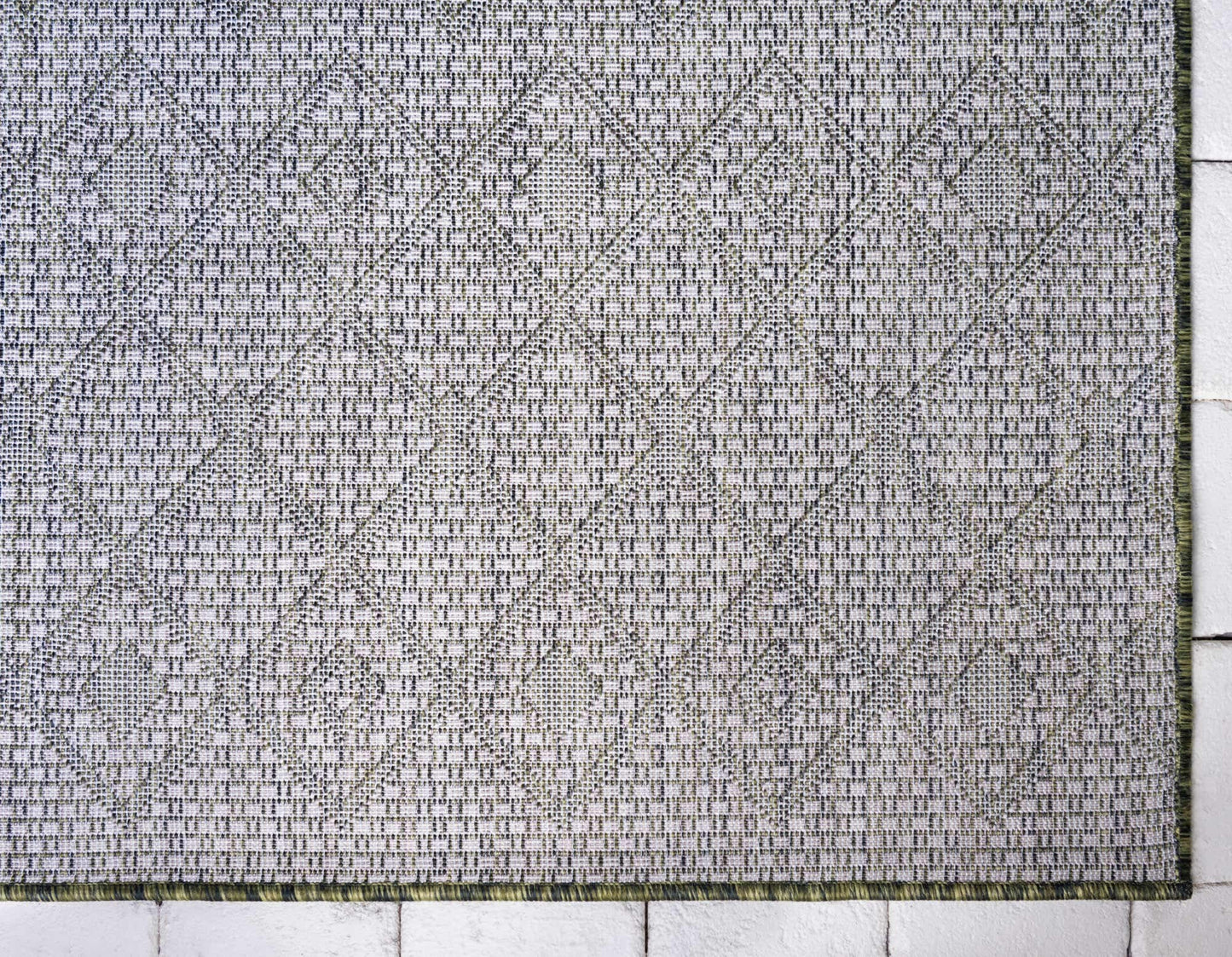 Unique Loom Outdoor Trellis Collection Area Rug - Tribal Trellis (5' 1" x 8' Rectangle, Green/ Natural)