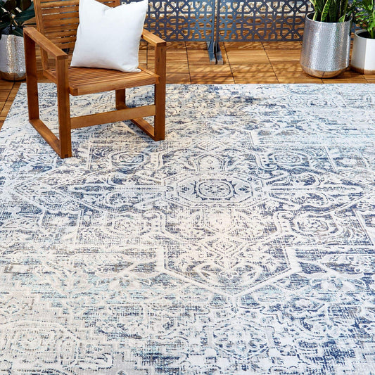 NICOLE MILLER NEW YORK Patio Sofia Fleur Transitional Medallion Indoor/Outdoor Area Rug, Navy Blue/Aqua, 5'2"x7'2"