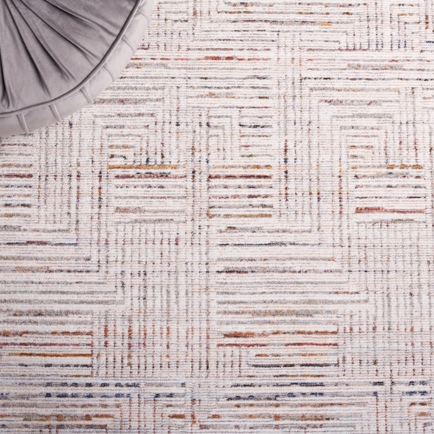 SAFAVIEH Harlow Collection Area Rug - 5'3" x 7'6", Ivory Grey & Rust, Modern Abstract Design, Non-Shedding & Easy Care, Slip Resistant Ideal for High Traffic Areas in Living Room, Bedroom (HAR105A)