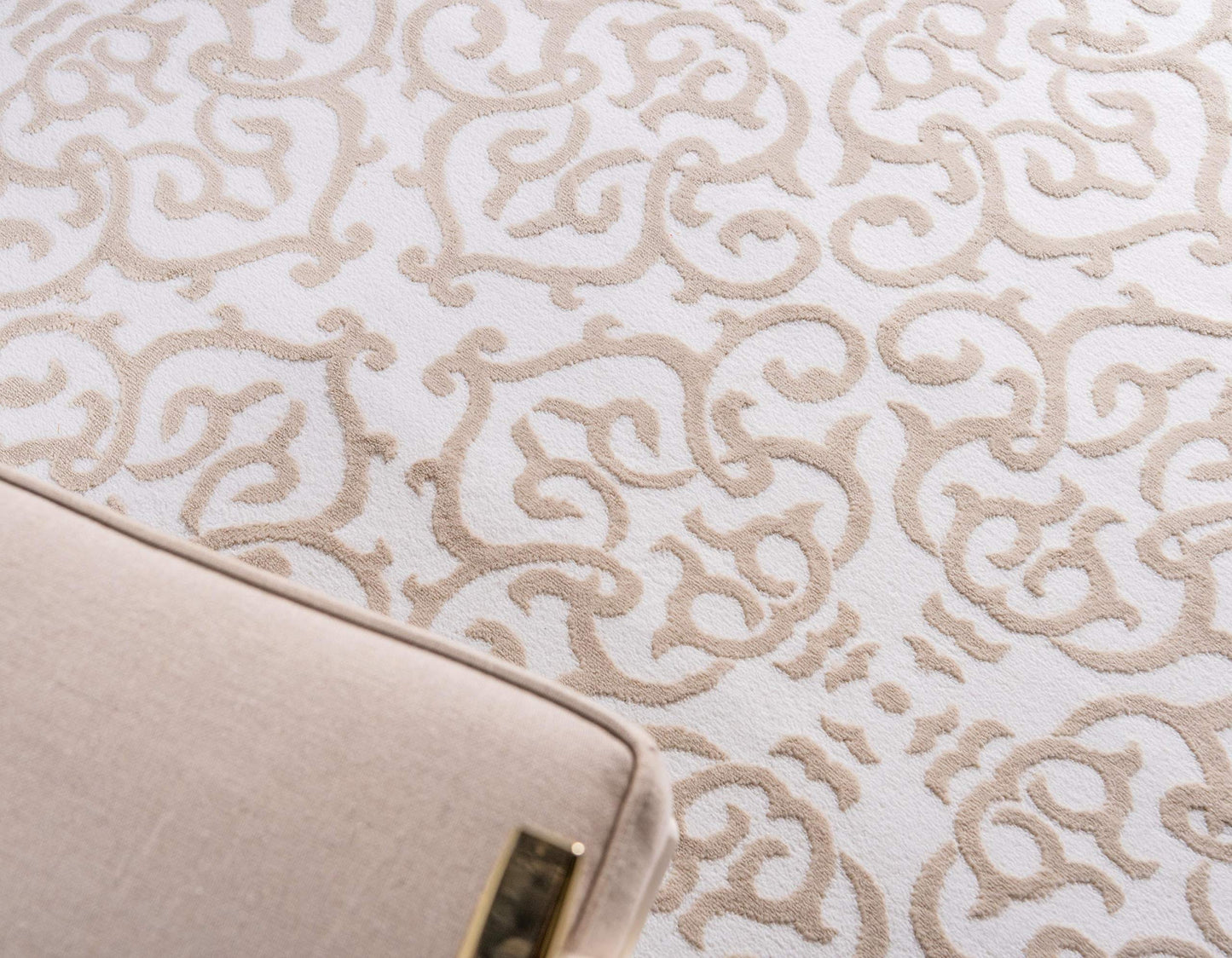 Unique Loom Rushmore Collection Area Rug - Johnson (8' x 11' 8" Rectangle, Snow White/ Beige)