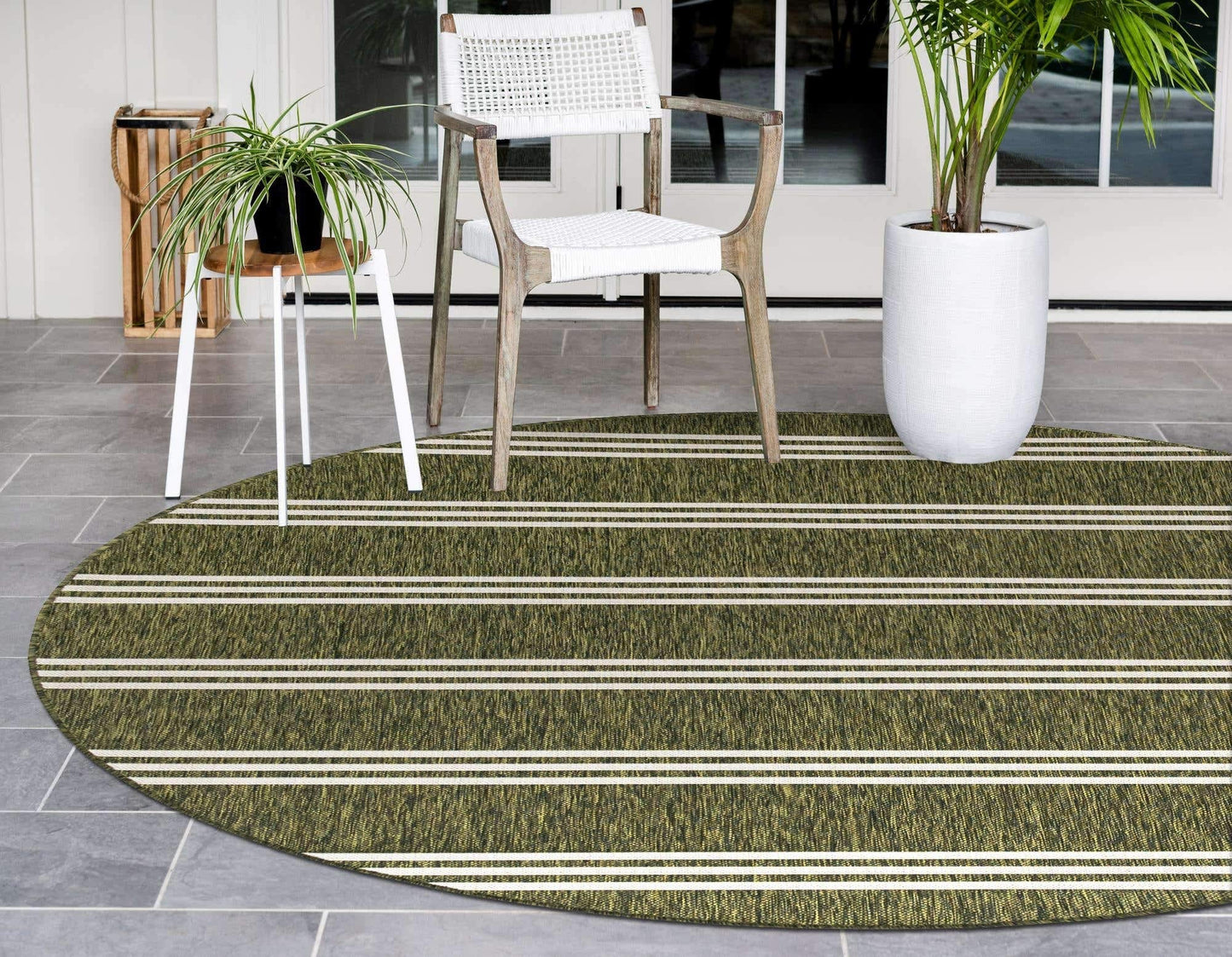 Unique Loom Jill Zarin Outdoor Collection Area Rug - Anguilla (4' 1' Round, Green/ Ivory)
