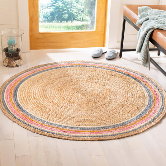 SAFAVIEH Natural Fiber Round Collection 4' Round Fuchsia / Beige NF806R Handmade Boho Charm Braided Jute Area Rug