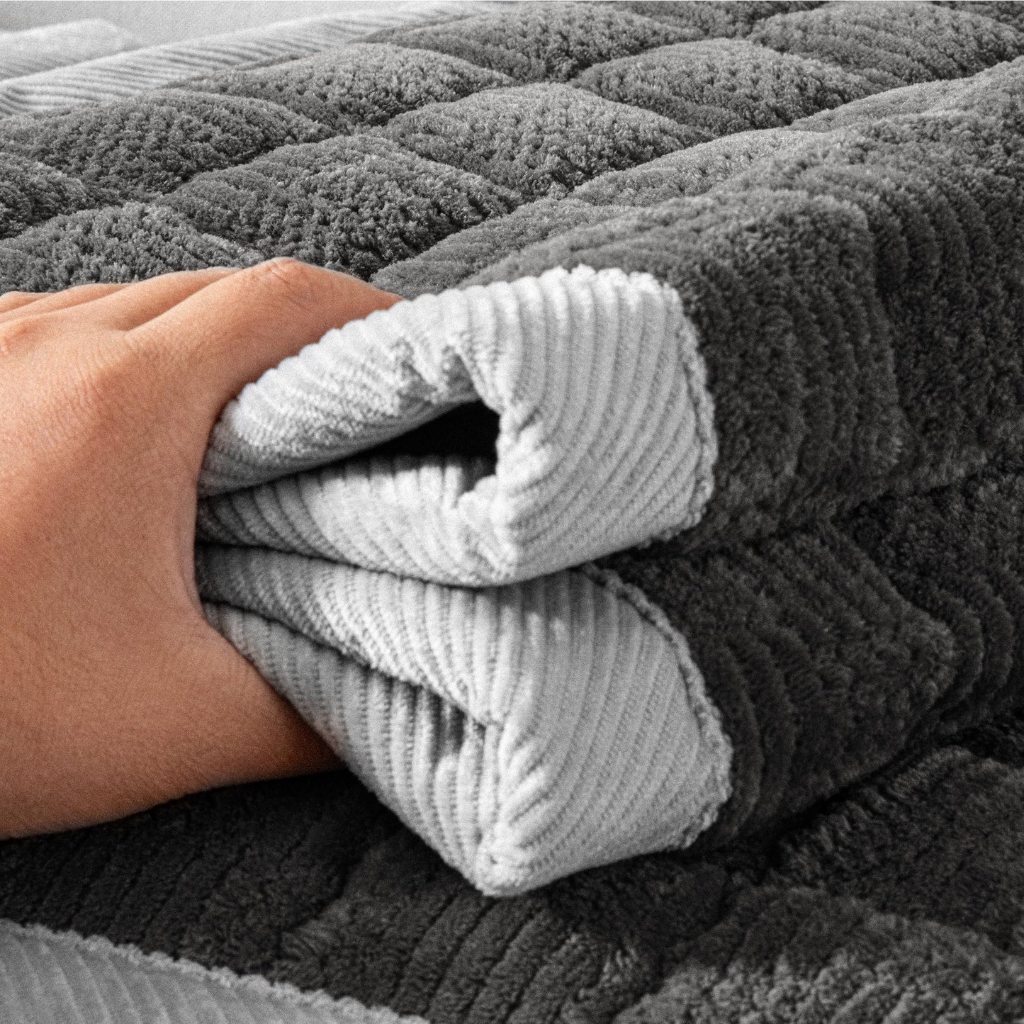 Couch Cover for Dogs Washable,Anti-Slip Back Cat Mat Pet Pad Blanket for Furniture Protector,Fuzzy Pet Sofa Cover for 3 Cushion Couch Sofa Pets Friendly (Dark Gray, 1pc/27.6"x70.9"/Seat Cover)