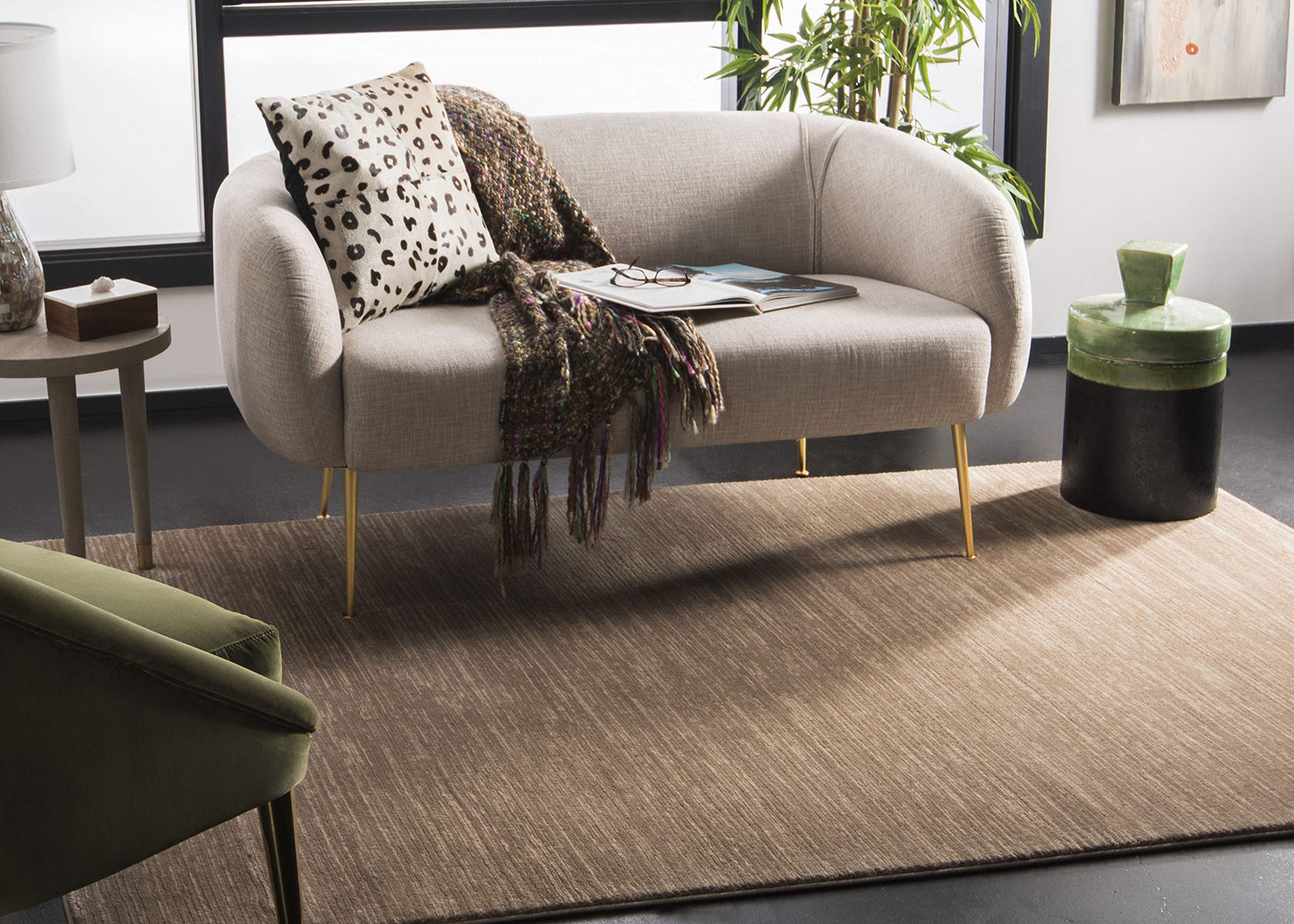 SAFAVIEH Area Rug 9x12 - Vision Collection - Large - Light Brown, Modern Ombre Design, Non-Shedding & Easy to Clean, Ideal for Living Room, Bedroom, Dining Space (VSN606C)