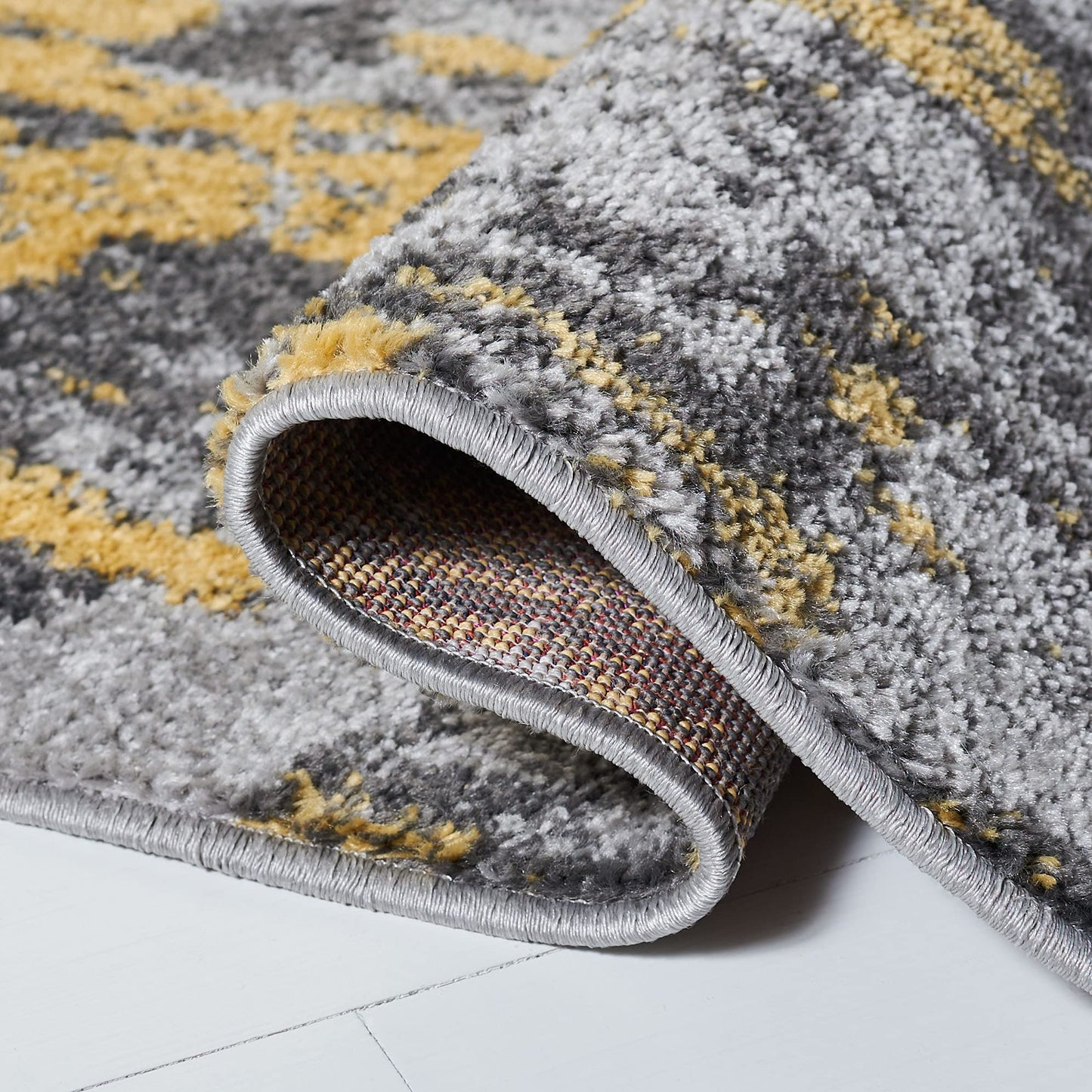 SAFAVIEH Adirondack Collection Area Rug - 10' Square, Grey & Yellow, Modern Abstract Design, Non-Shedding & Easy Care, Ideal for High Traffic Areas in Living Room, Bedroom (ADR134H)