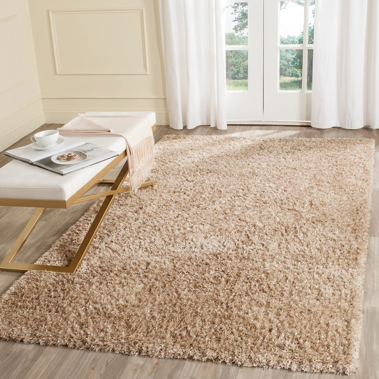 SAFAVIEH Malibu Shag Collection Accent Rug - 2'6" x 4', White, Handmade Solid, 1.4-inch Thick Ideal for High Traffic Areas in Entryway, Living Room, Bedroom (MLS431W)