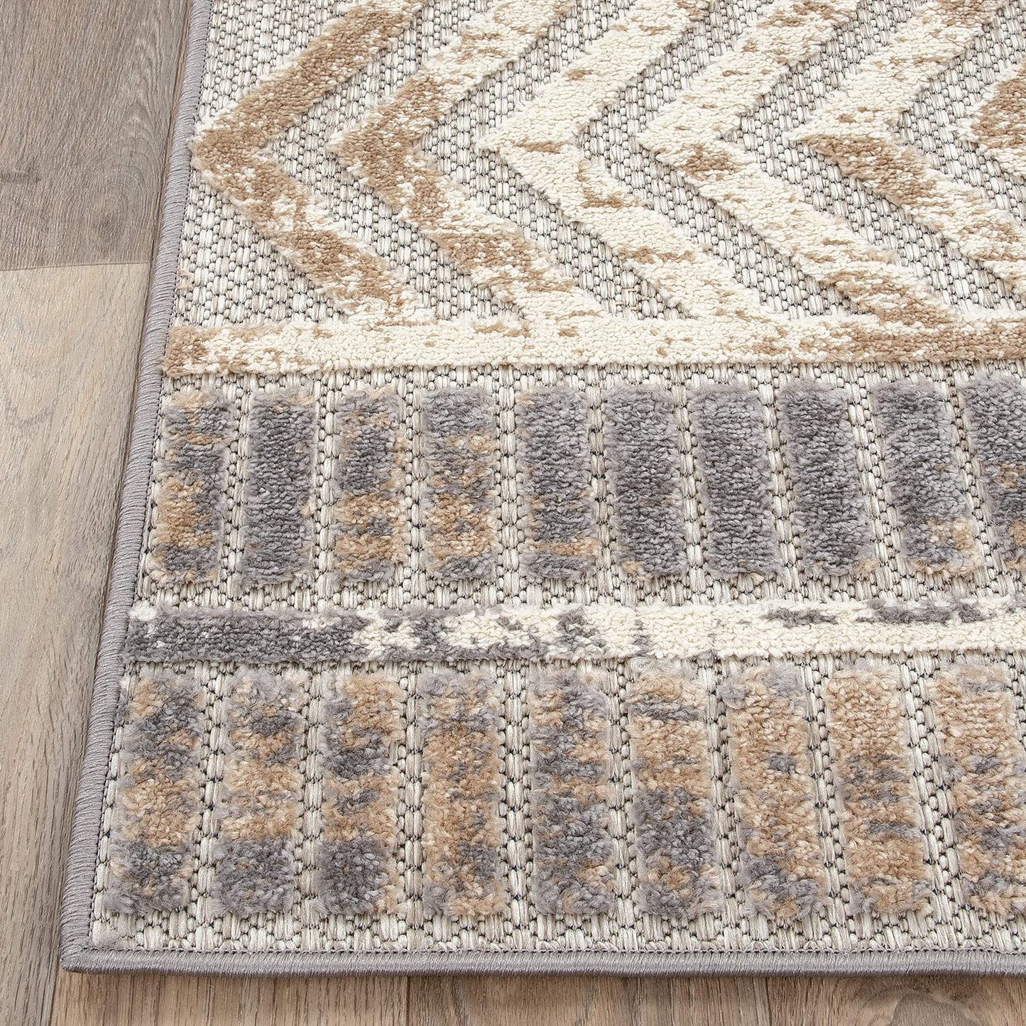 Rugshop Distressed Geometric Indoor/Outdoor Beige Area Rug Modern Tribal Stripe, Durable Stain Resistant Perfect for Patio, Backyard, Deck and Outdoor Lounge 4' x 6'