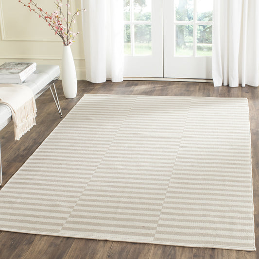 SAFAVIEH Montauk Collection Area Rug - 6' x 9', Ivory & Light Grey, Handmade Stripe Cotton, Ideal for High Traffic Areas in Living Room, Bedroom (MTK715E)