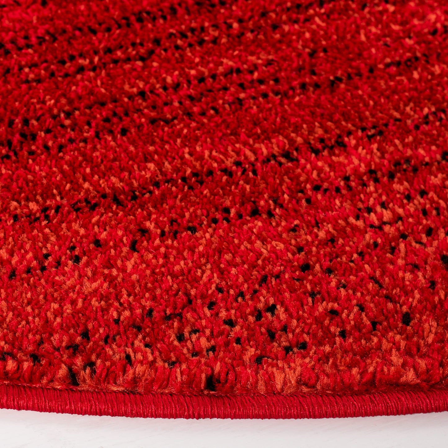 SAFAVIEH Adirondack Collection Area Rug - 4' Round, Red & Black, Modern Ombre Design, Non-Shedding & Easy Care, Ideal for High Traffic Areas in Living Room, Bedroom (ADR142Q)